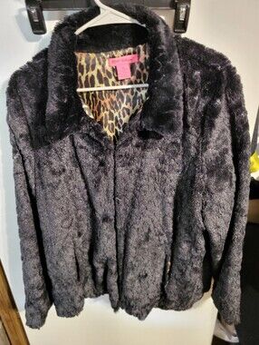 BETSEY JOHNSON VEGAN FUR JACKET SZ XL